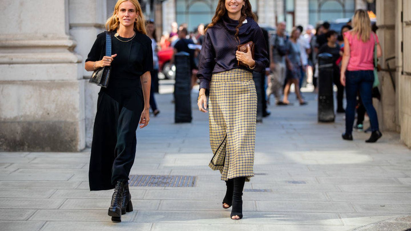 Blanca Miró y Erika Boldrin, a pie de calle. (Getty)