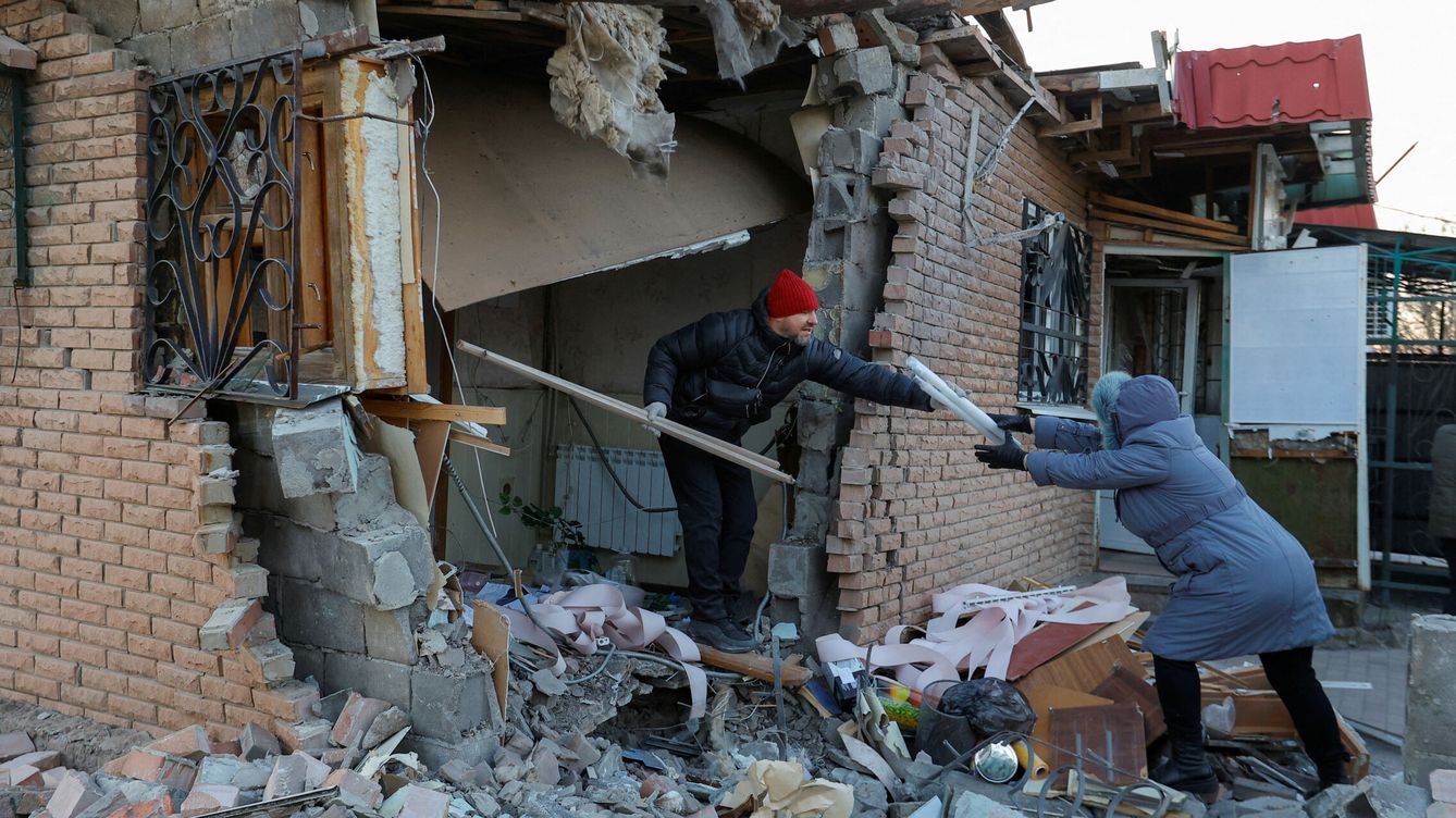 Foto: Bombardeos durante el conflicto entre Rusia y Ucrania en Donetsk. (Reuters/Alexander Ermochenko.)
