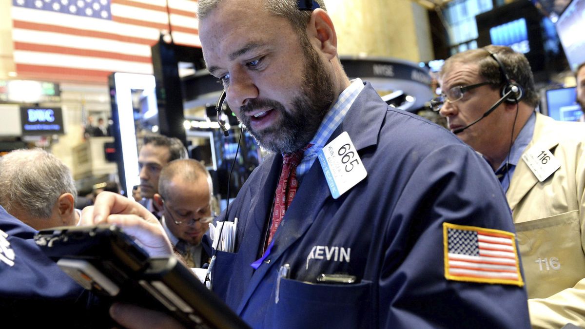 El petróleo vuelve a poner en aprietos a Wall Street: las caídas regresan al selectivo