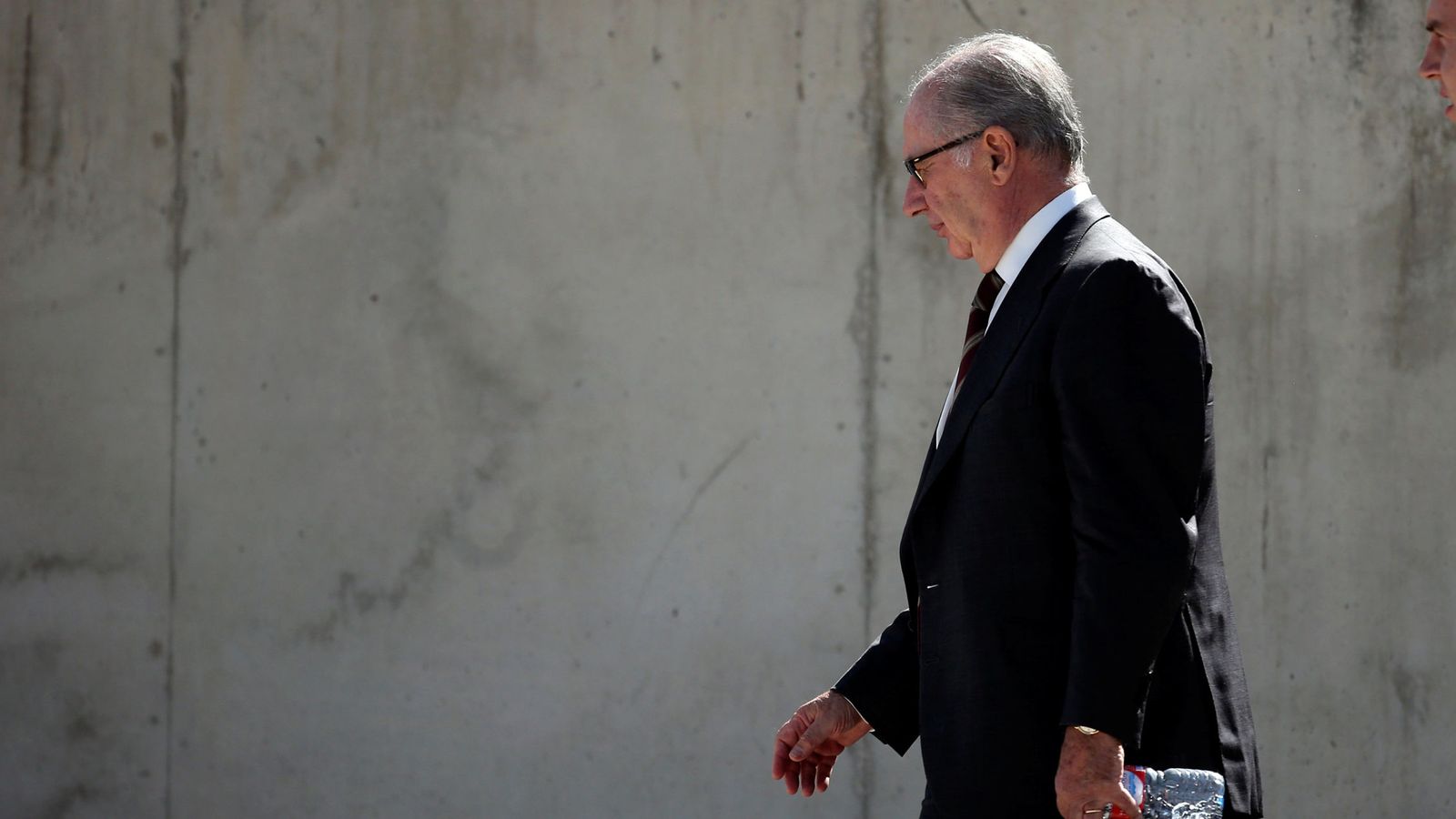 Foto: El expresidente de Caja Madrid Rodrigo Rato, a su salida de la Audiencia Nacional. (Reuters)