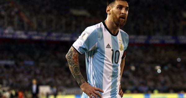 Foto: Messi, durante el Argentina-Chile que provocó su sanción. (Reuters)