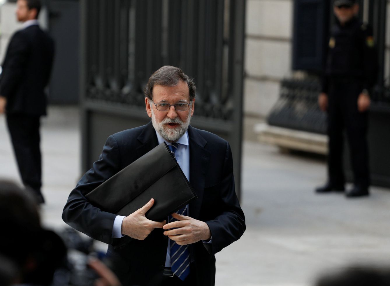 Mariano Rajoy a su llegada al Congreso en una imagen de esta semana. (Reuters)