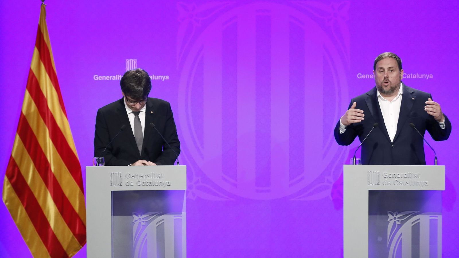 Foto: Carles Puigdemont junto al vicepresident de la Generalitat, Oriol Junqueras. (Efe) 