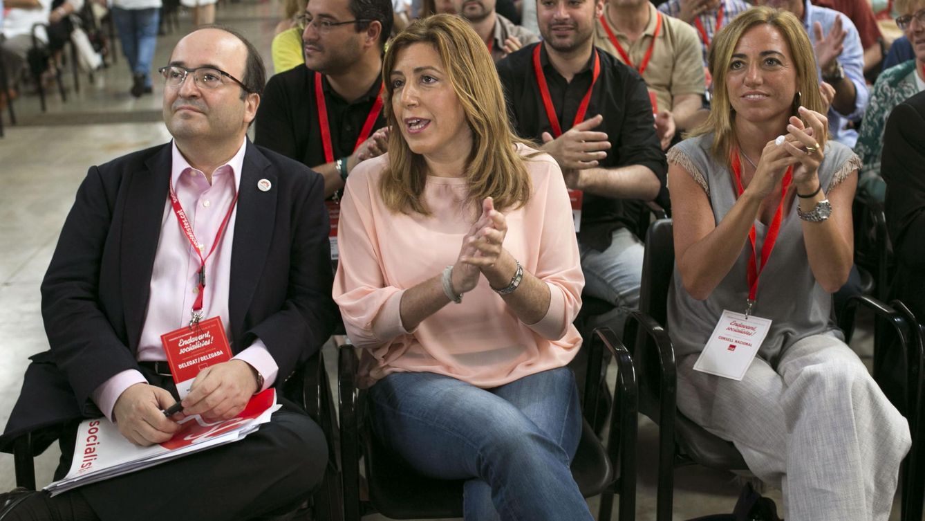 Miquel Iceta (i), Susana Díaz (c) y Carme Chacón. (EFE)