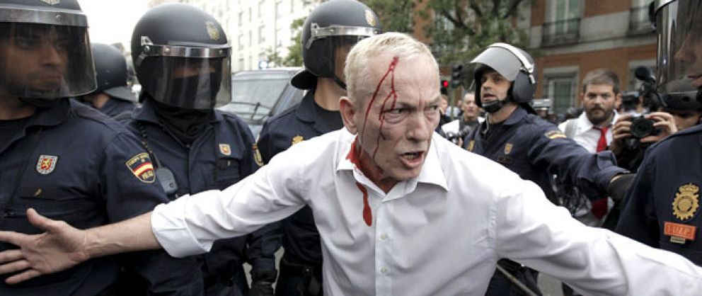 Foto: Treinta y cinco detenidos y 64 heridos en la protesta del 25-S en Madrid