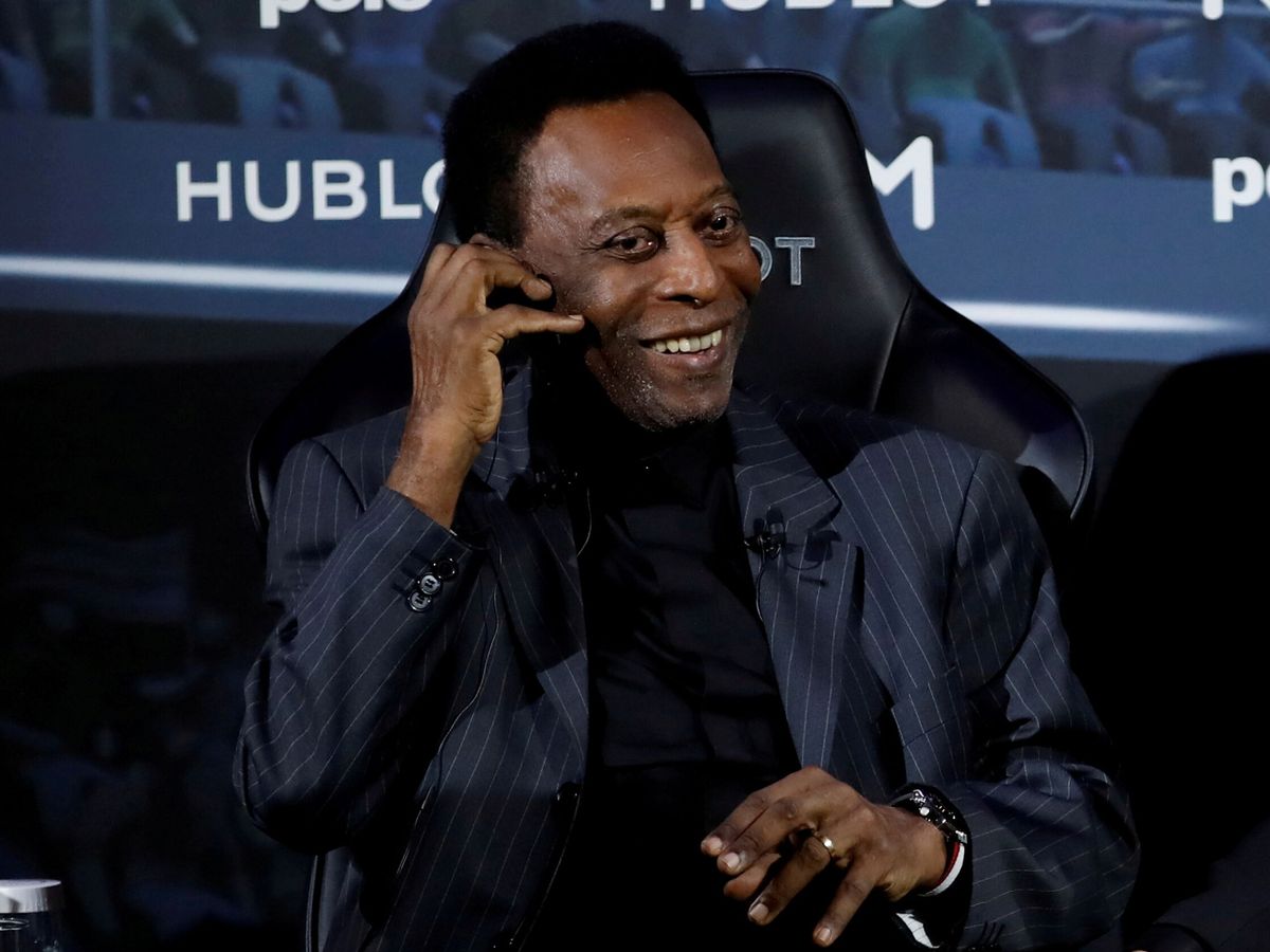 Foto: Pelé, de 80 años, está convencido de superar este trance (Reuters/Christian Hartmann)