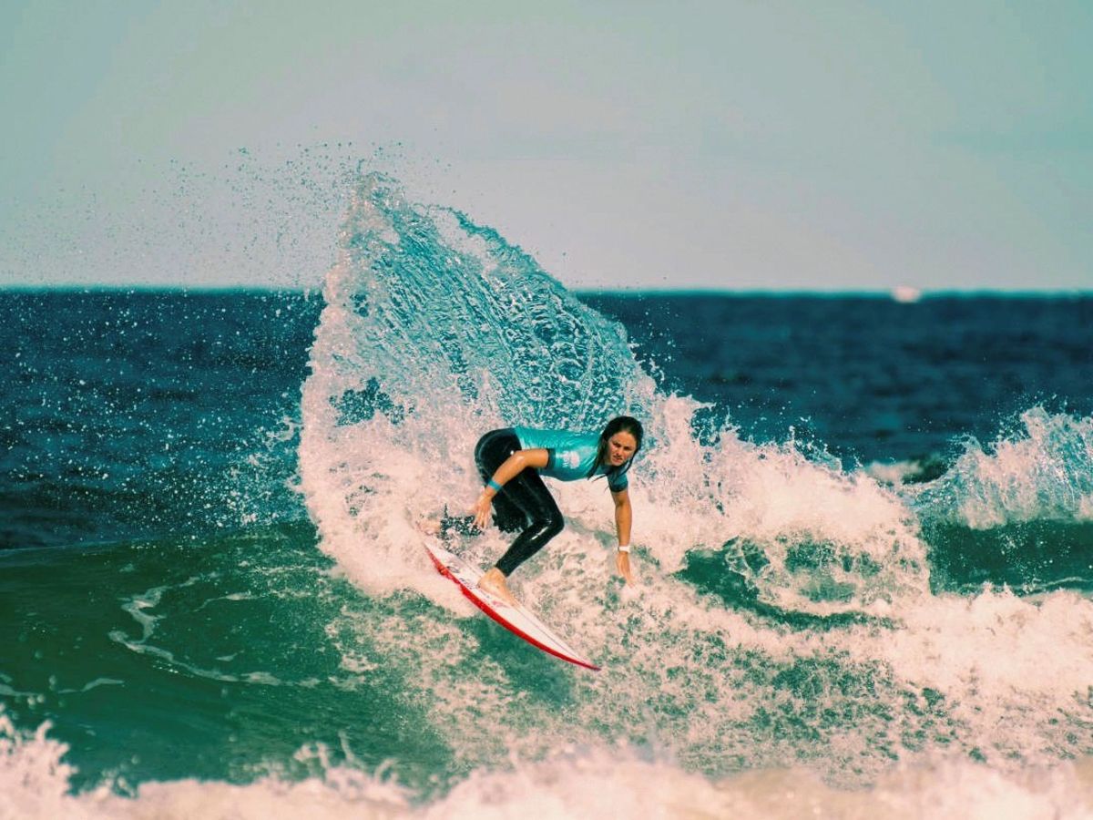 Foto: La surfista española Leti Canales, en la World Surf League. (EFE)
