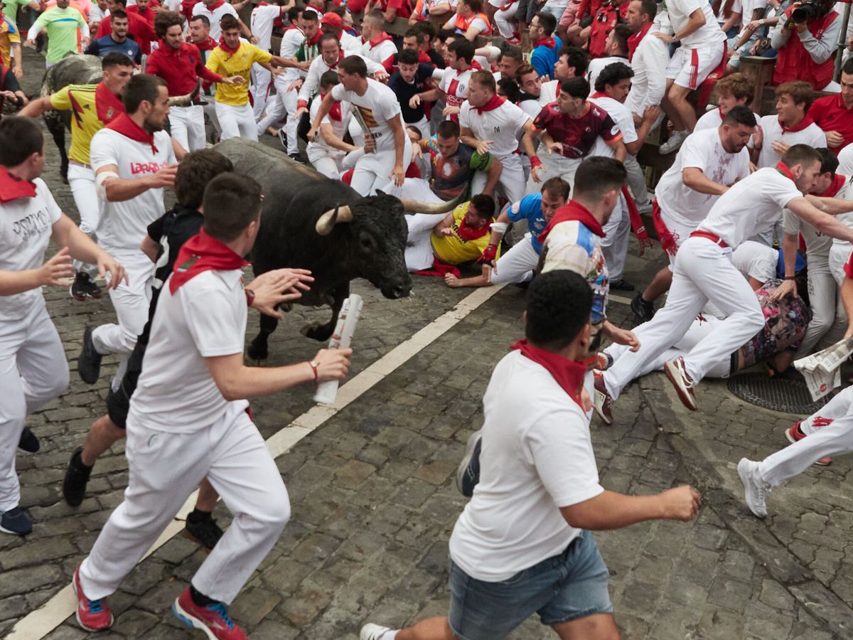 Foto: Octavo y último encierro de las Fiestas de San Fermín 2024. (Europa Press/Eduardo Sanz)