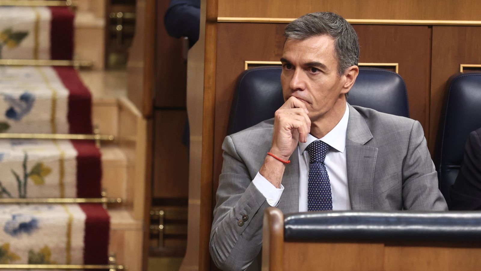 Sánchez abre un periodo de reflexión para decidir si adelanta las elecciones