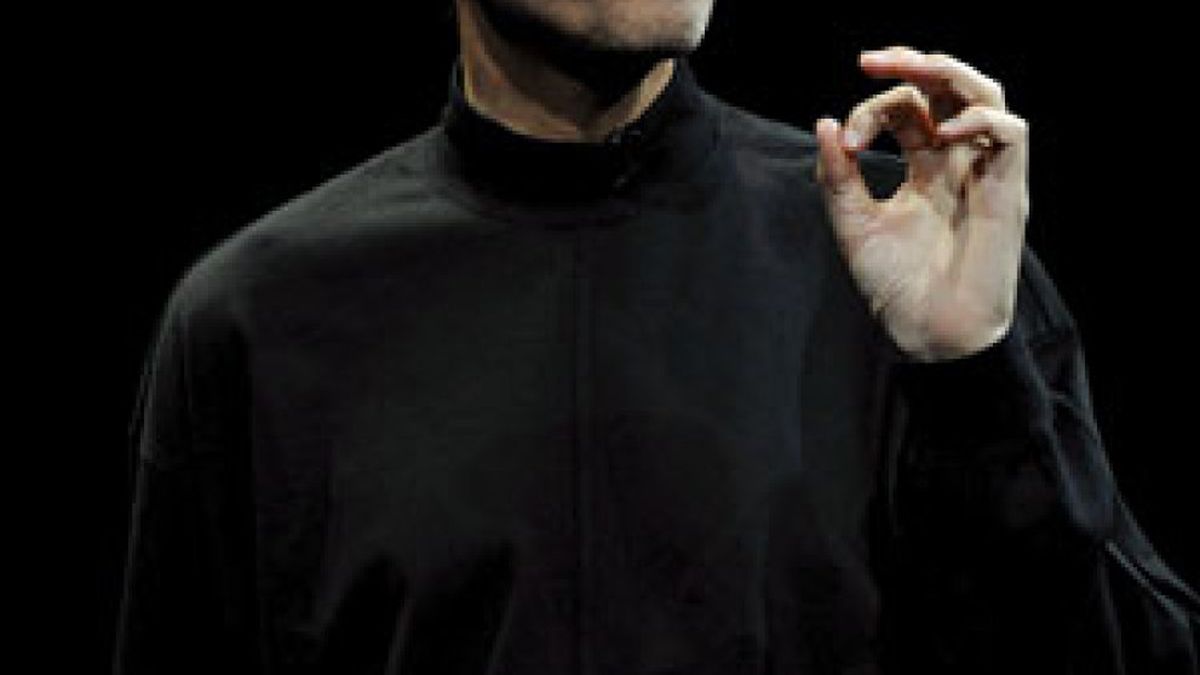 Steve Jobs se reincorpora al trabajo, pero de manera limitada