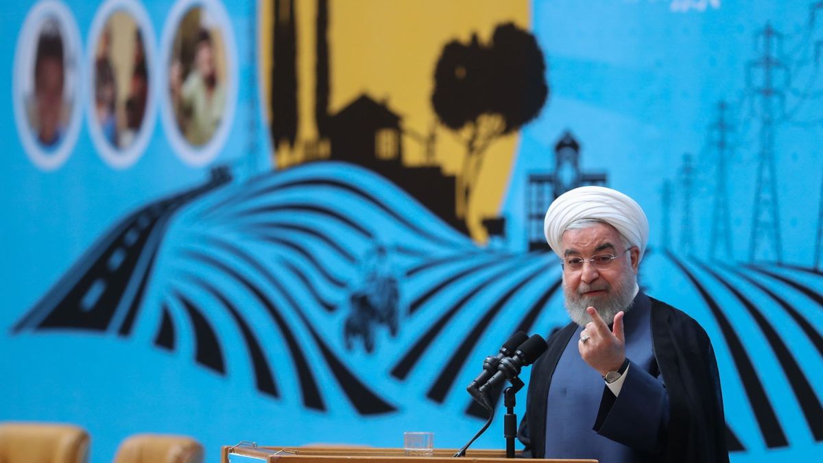 Irán ve "inimaginable" una reunión con Trump si no se levantan las sanciones