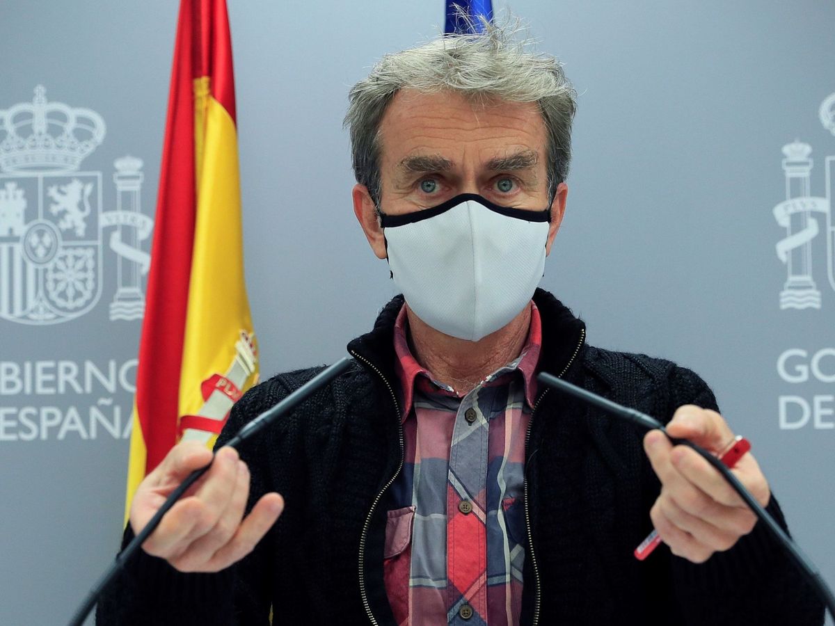 Foto: Fernando Simón, director del CCAES, antes de la rueda de prensa de este lunes en el Ministerio de Sanidad. (EFE)
