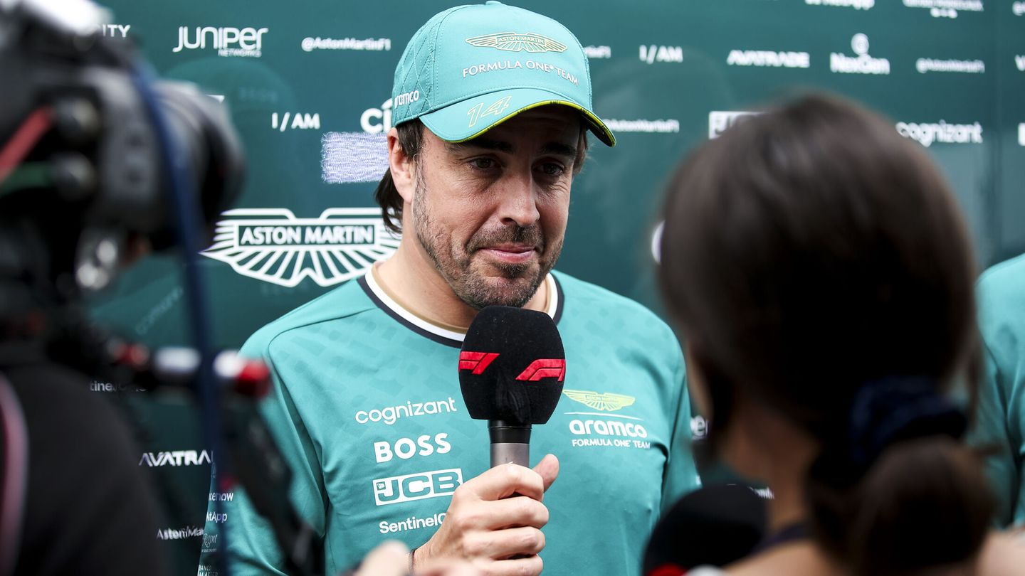 Alonso da sus primeras opiniones de los nuevos monoplazas. (Eric Alonso/AFP7)