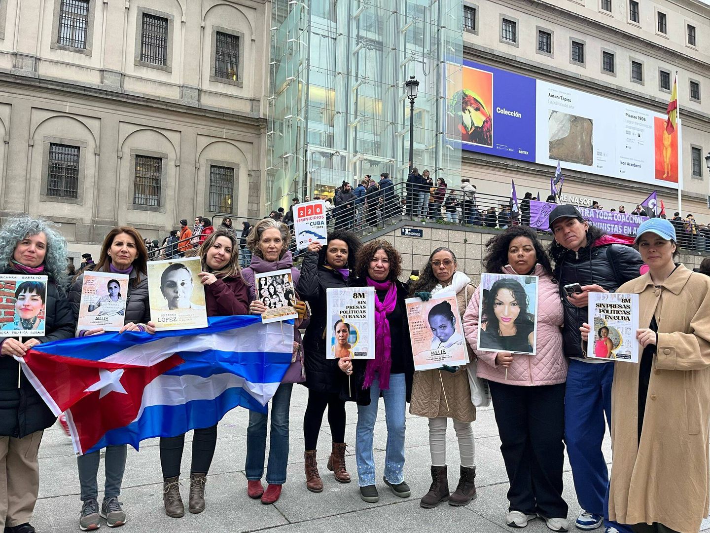 Mujeres cubanas demandan la libertad de las presas políticas desde el 11-J. (A. F.)