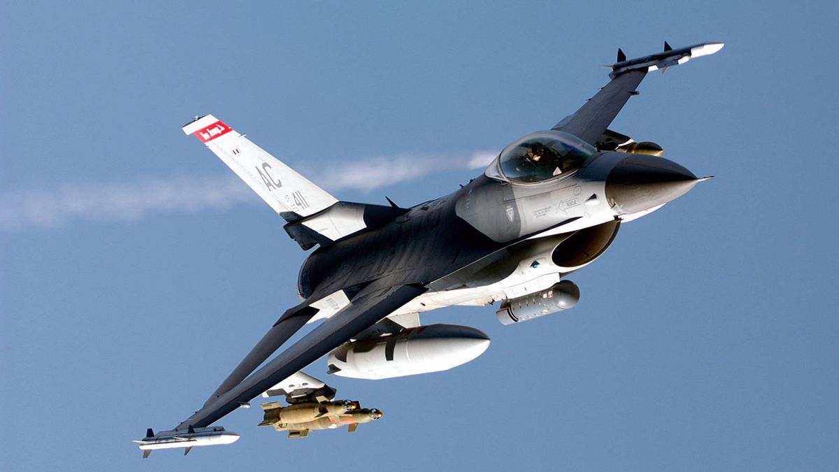 El gran secreto del 'viejo' F-16: por qué EEUU o Turquía lo mantienen y otros lo quieren