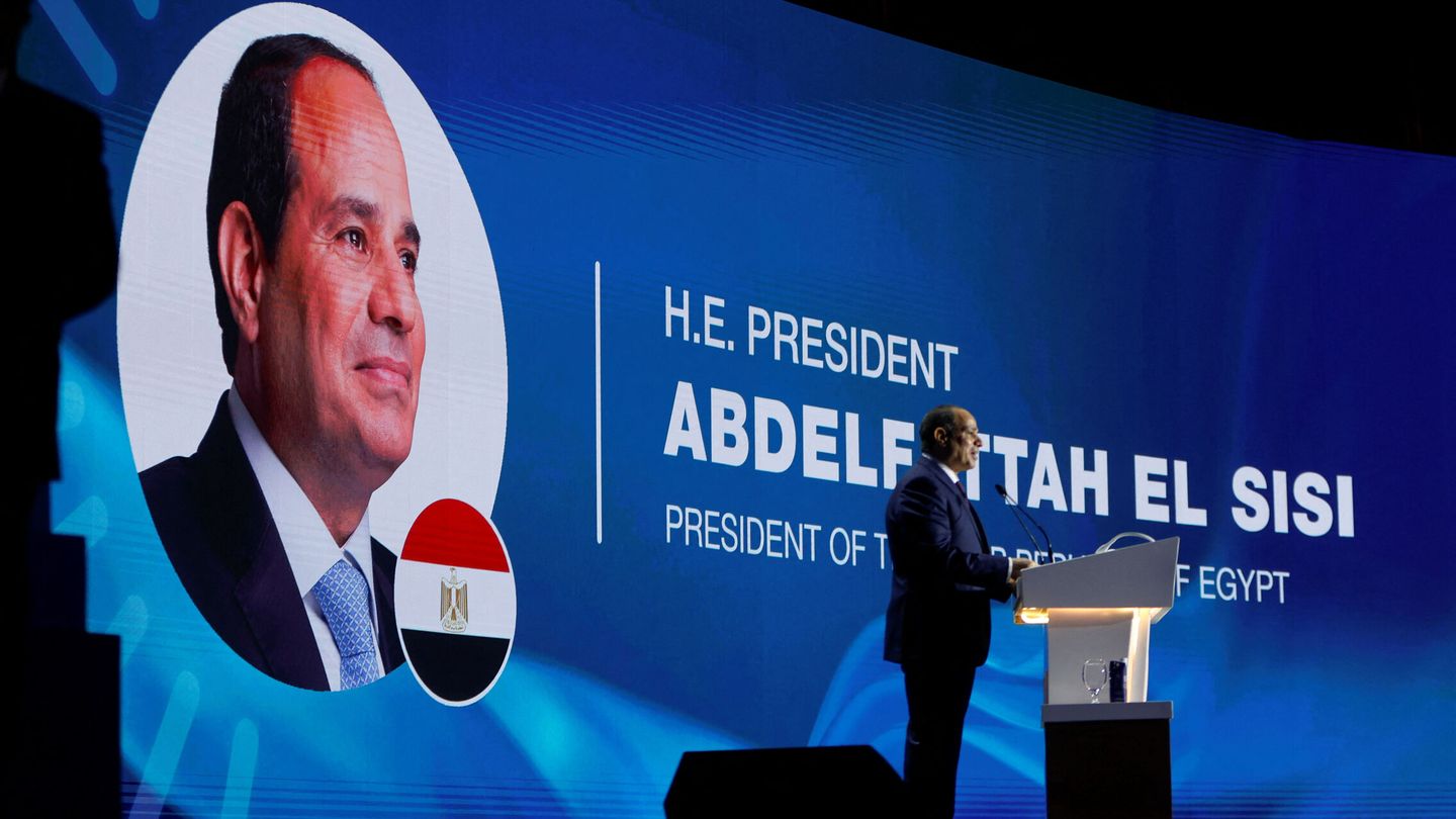 El presidente egipcio, Abdel Fattah El Sisi, inaugurando la COP27. (Reuters/Mohammed Salem)