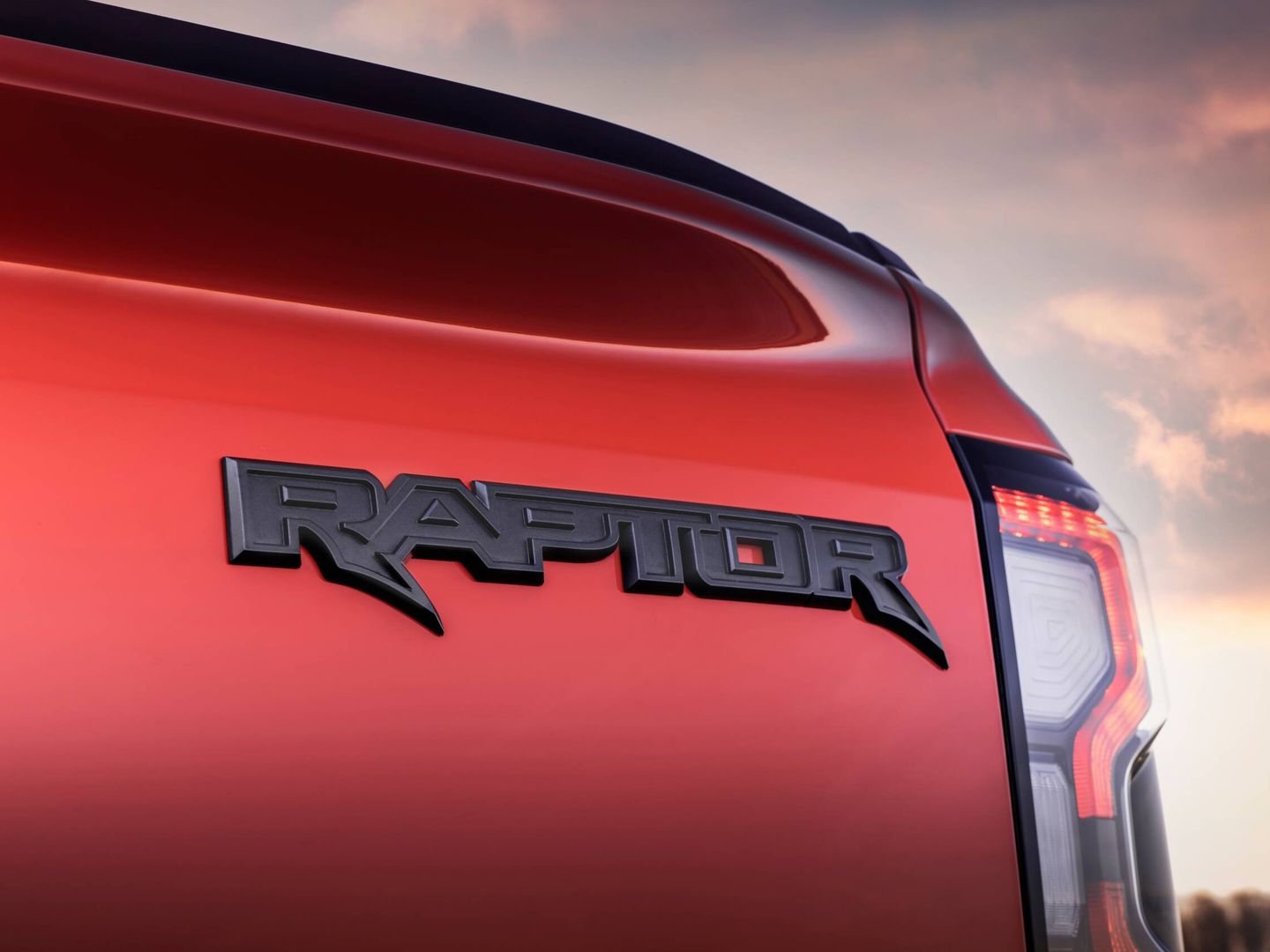 La palabra 'Raptor', sinónimo de altas prestaciones en los todoterreno de Ford.