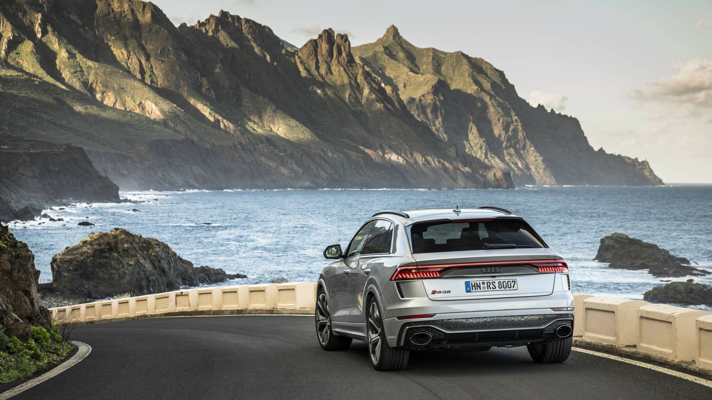 El Audi RS Q8 homologa un gasto medio de 13,2 l/100 km y emisiones de CO2 de 300 g/km. (Audi)