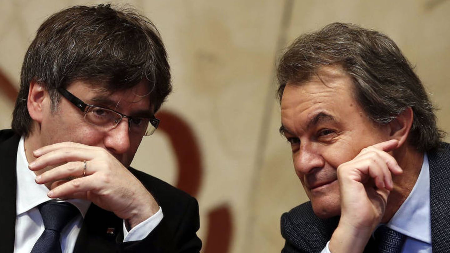 Puigdemont y Mas, en una foto de archivo. (EFE)