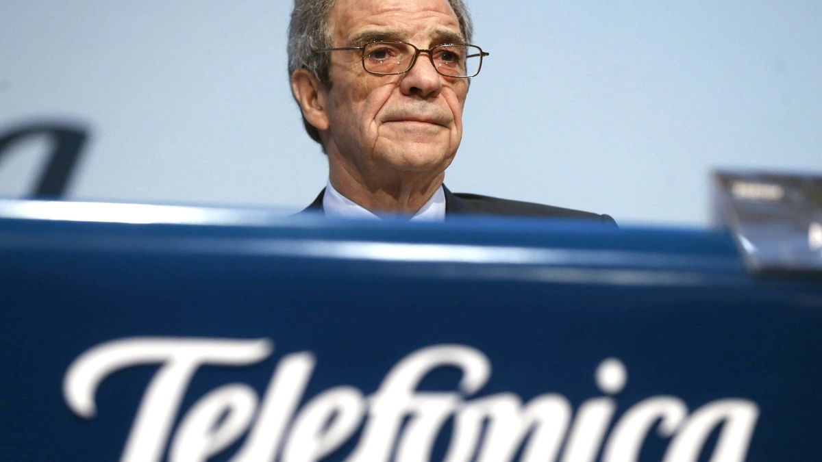 Telefónica tiene un agujero de 900 millones de euros en Telecom Italia