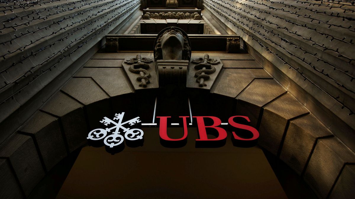 Un español utiliza psicólogos en UBS para dar recomendaciones de bolsa... y funciona