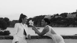 Dulceida deslumbra en su segunda boda con Alba Paul: vestido de novia de firma española, estilo boho-chic y una cola de varios metros