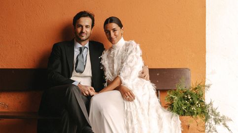 La boda de Irene y Pablo: tradición, una gran familia y un vestido de novia para cuatro looks arrolladores