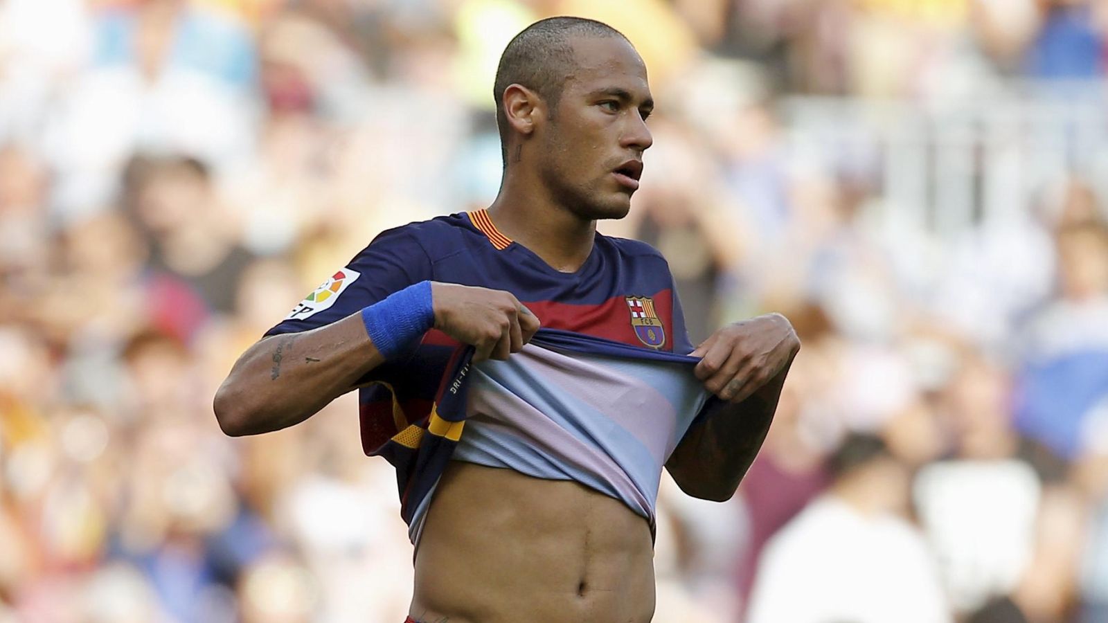Foto: Neymar asegura que no tiene ninguna prisa para renovar con el Barcelona (Reuters).