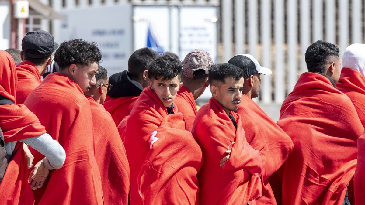 Interceptados 26 migrantes tras llegar en patera a Formentera e Ibiza