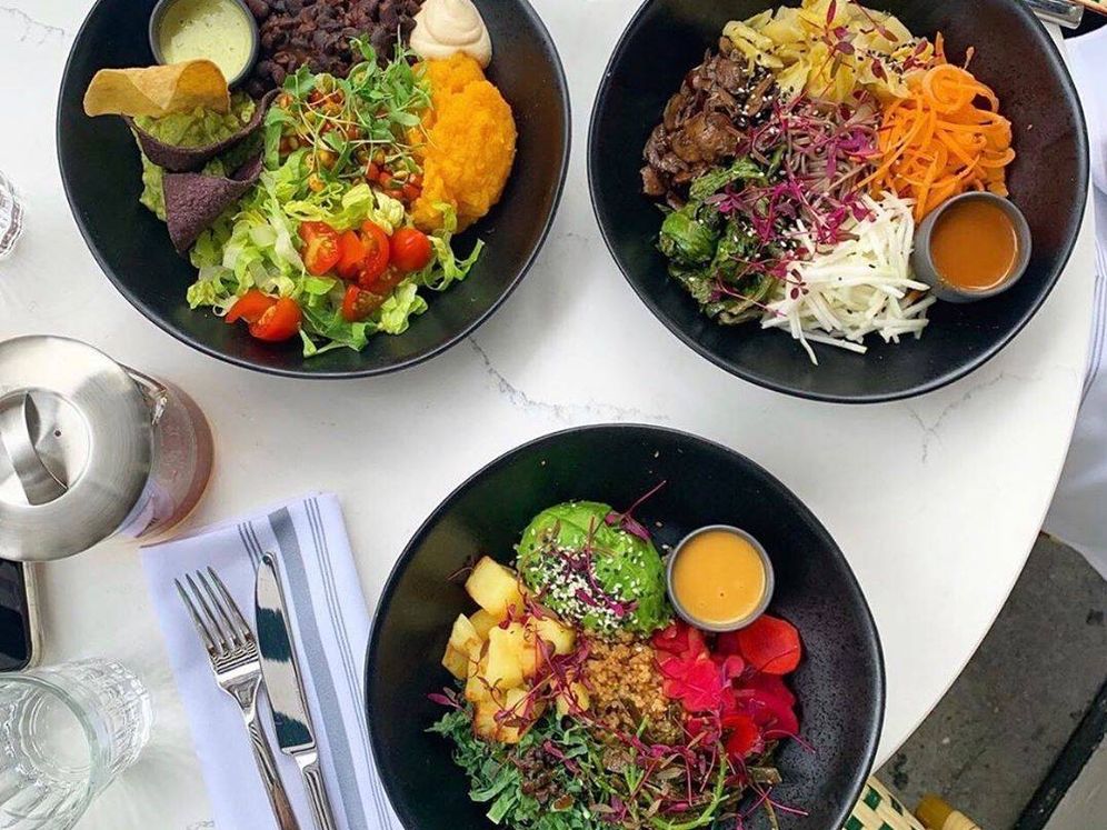 Foto: Algunos de los platos vegetarianos que sirven en Farmacy Kitchen. (Instagram)
