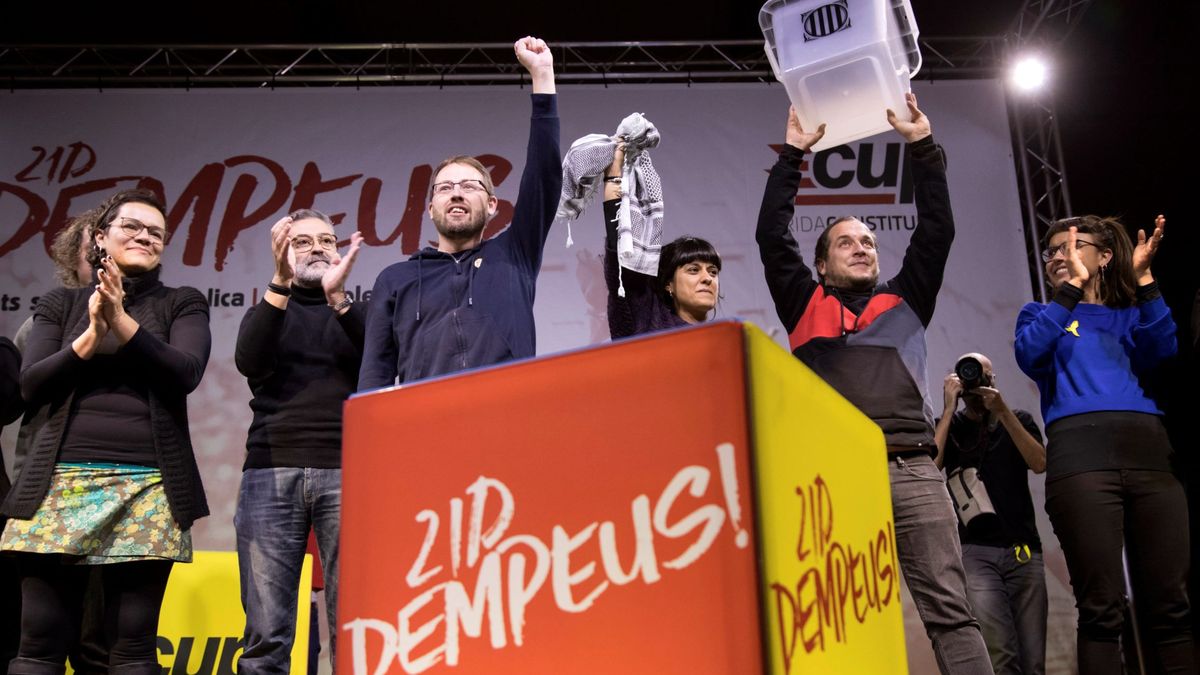 La CUP ofrece su voto a "un presidente republicano" y pide concreción a Puigdemont