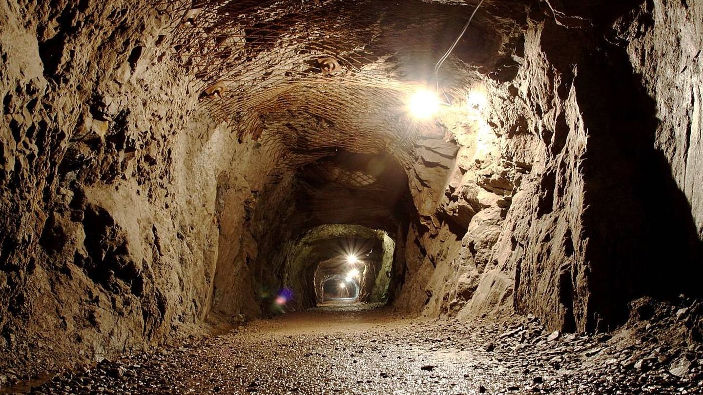Uno de los túneles de la base secreta nazi De Riese, en los Sudetes. (Wikipedia)