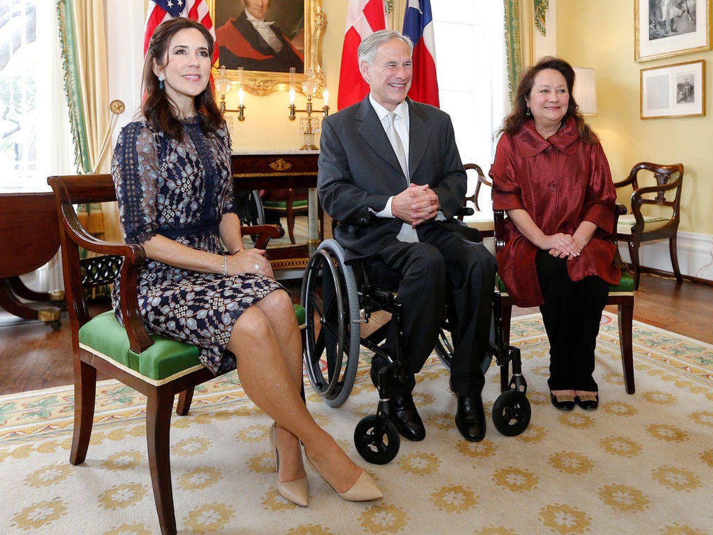 Mary de Dinamarca con el gobernador de Texas. (Getty)