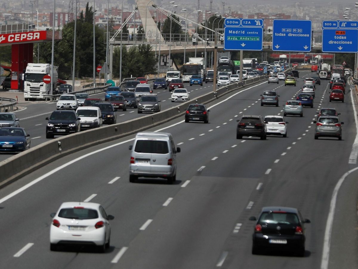 Foto: De los más de 26.000 kilómetros de la red estatal de carreteras en España, unos 12.000 corresponden a vías de alta capacidad.