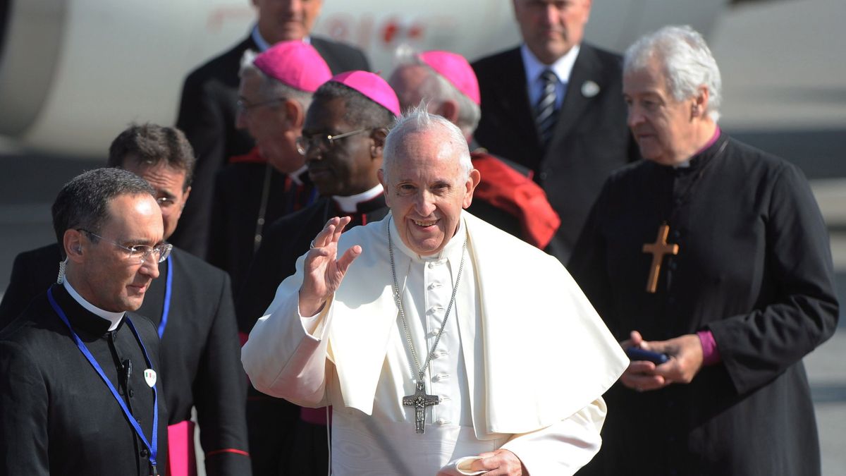 El Papa se reúne con ocho víctimas de los abusos sexuales a menores en Irlanda