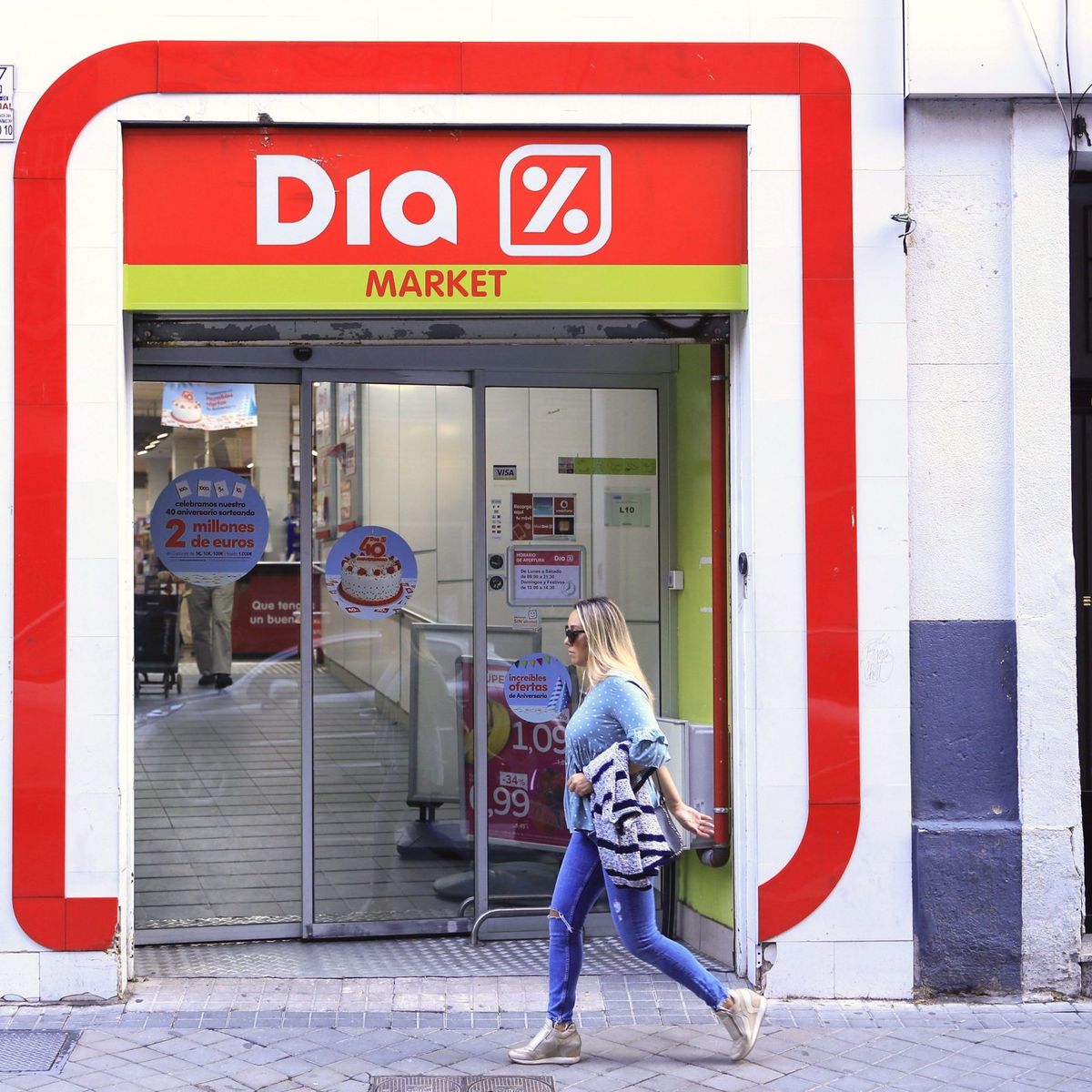Español recoger alfiler DIA pierde 790M en 2019 pero deja atrás la "espiral de deterioro" y espera  brotes verdes