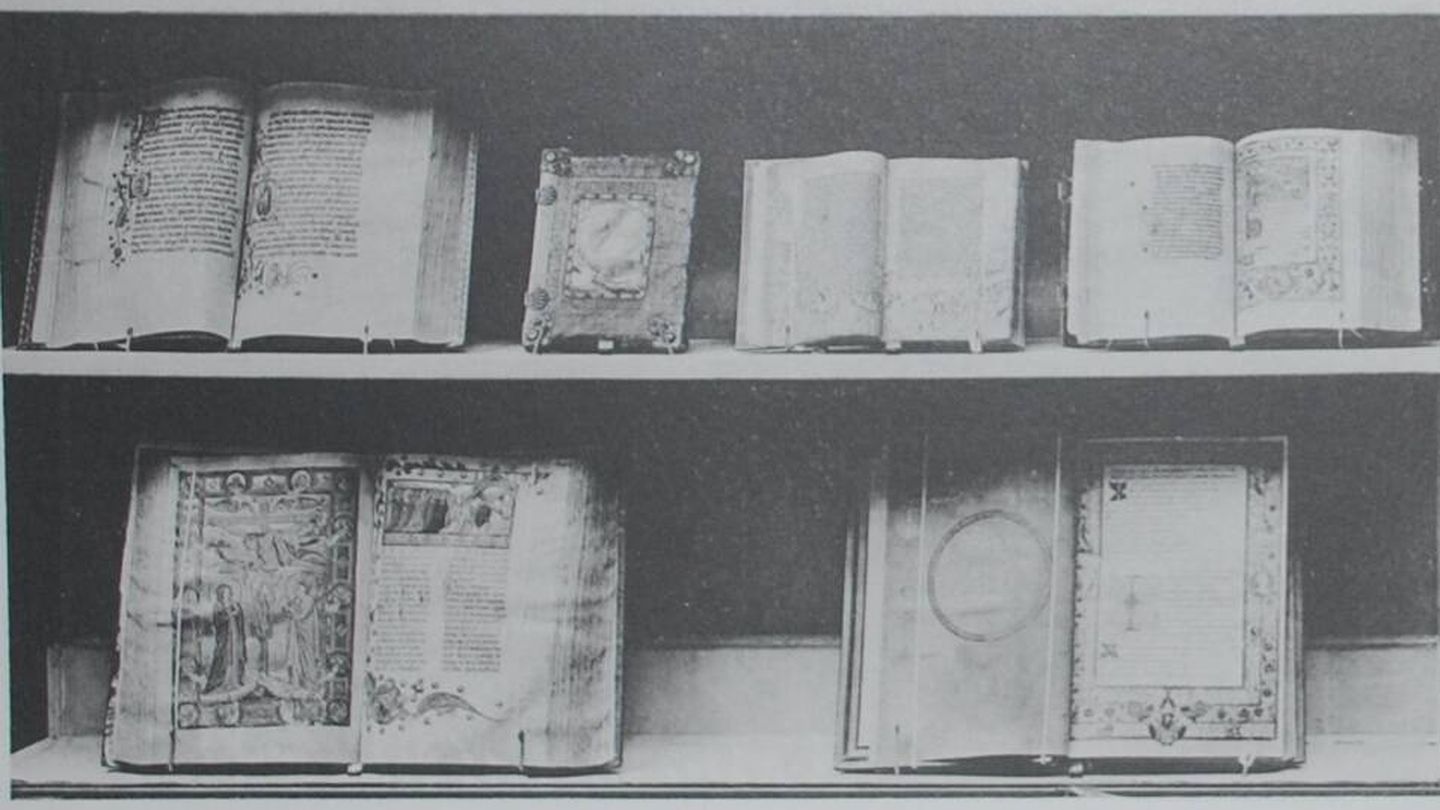 Manuscritos prestados por Perrins al Burlington Fine Arts Club para su exposición en 1908. (Open Edition Journal)