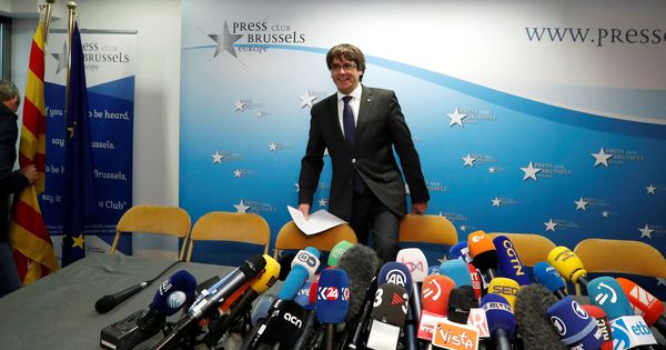 Foto: Carles Puigdemont en la rueda de prensa en Bruselas. (Reuters)