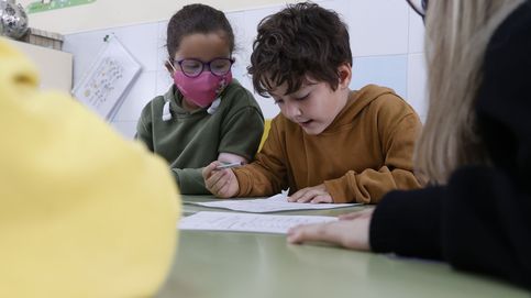 La mascarilla no será obligatoria en los coles de Andalucía, pero sí en el transporte escolar