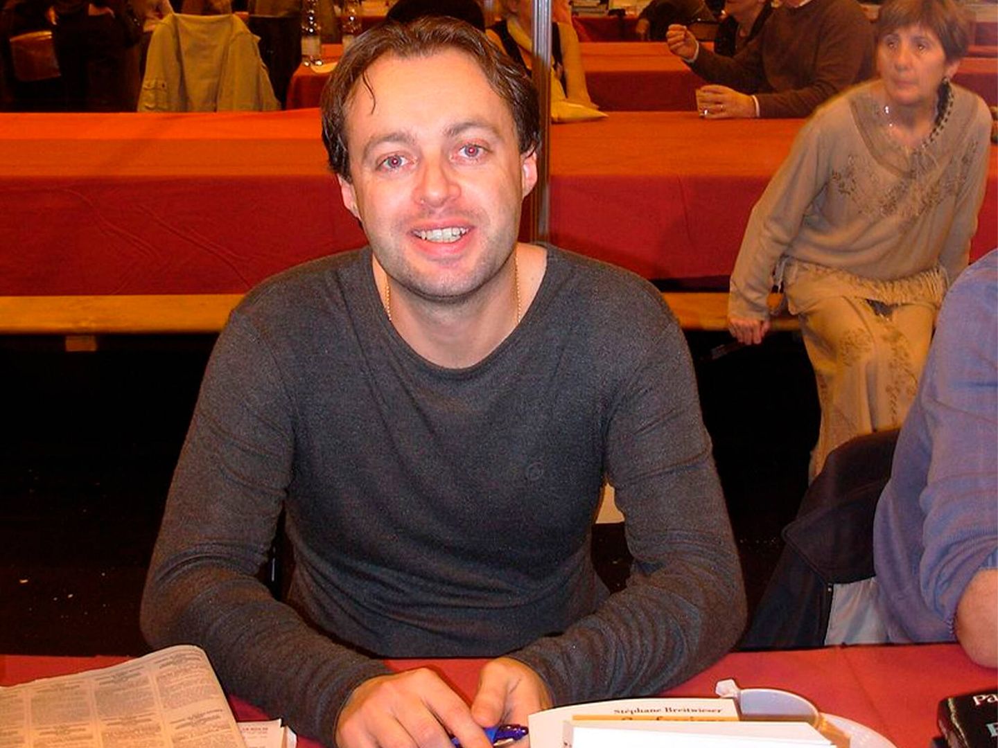  Stéphane Breitwieser en el salón del libro de Colmar, Francia, el 26 de noviembre de 2006. (Wikipedia)