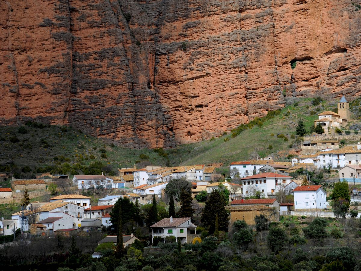 Foto: Este es el espectacular pueblo español se sitúa entre los más bonitos del mundo, según 'Le Monde'. (Fuente: iStock)