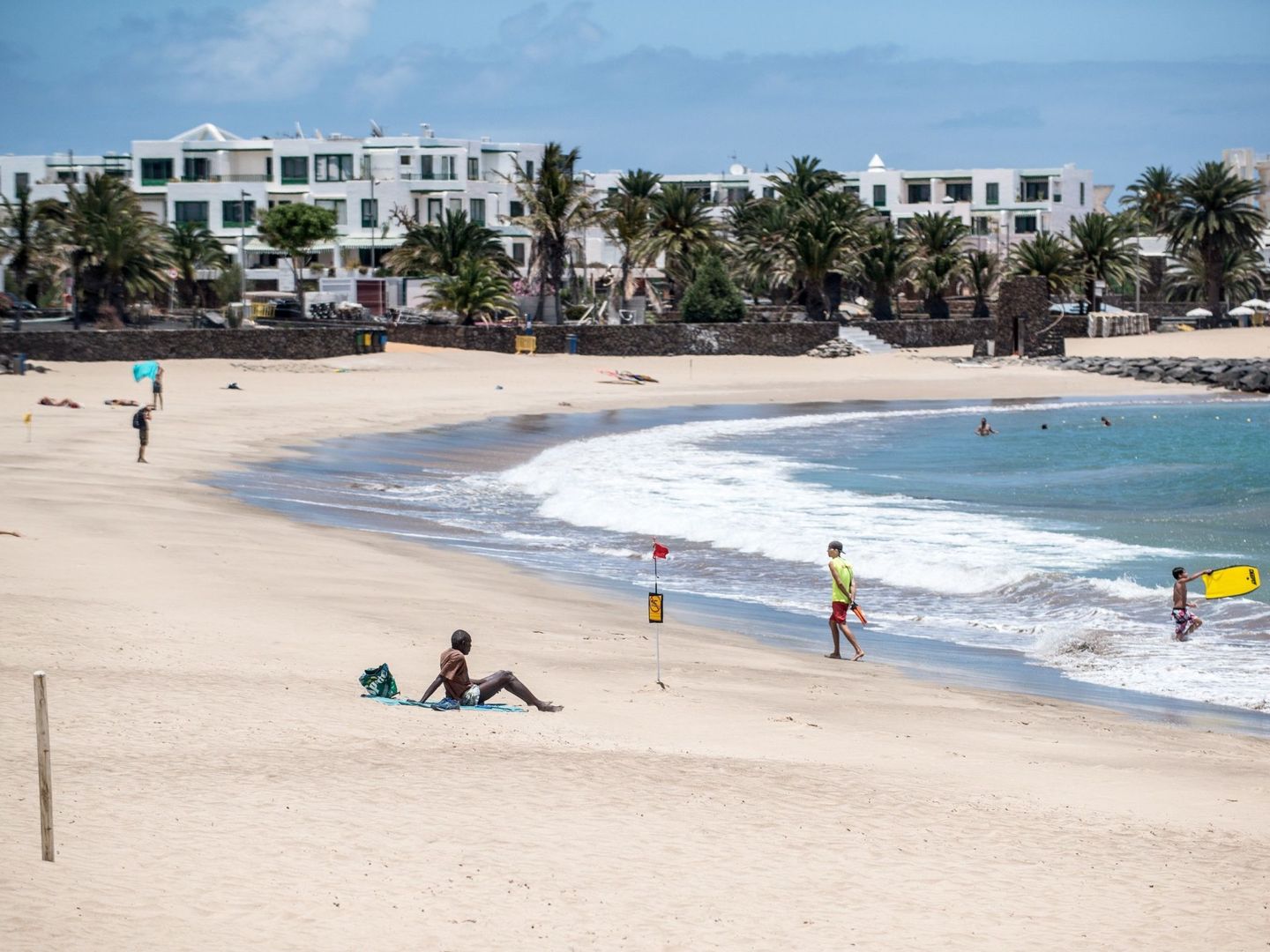 Canarias es un buen destino para realizar un viaje de playa más allá del verano (EFE)