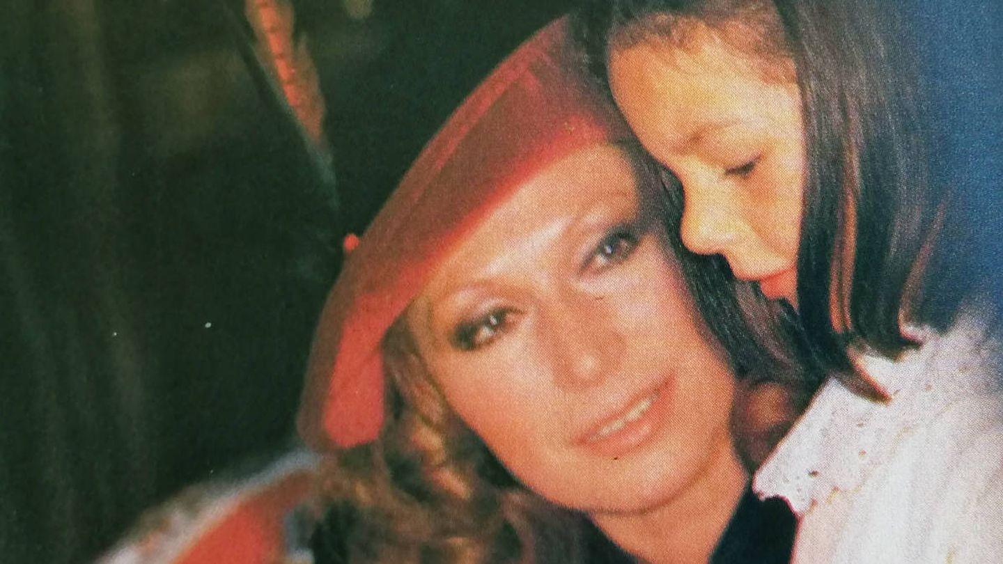Rocío Jurado, con su hija. (Foto: Revista Tiempo)