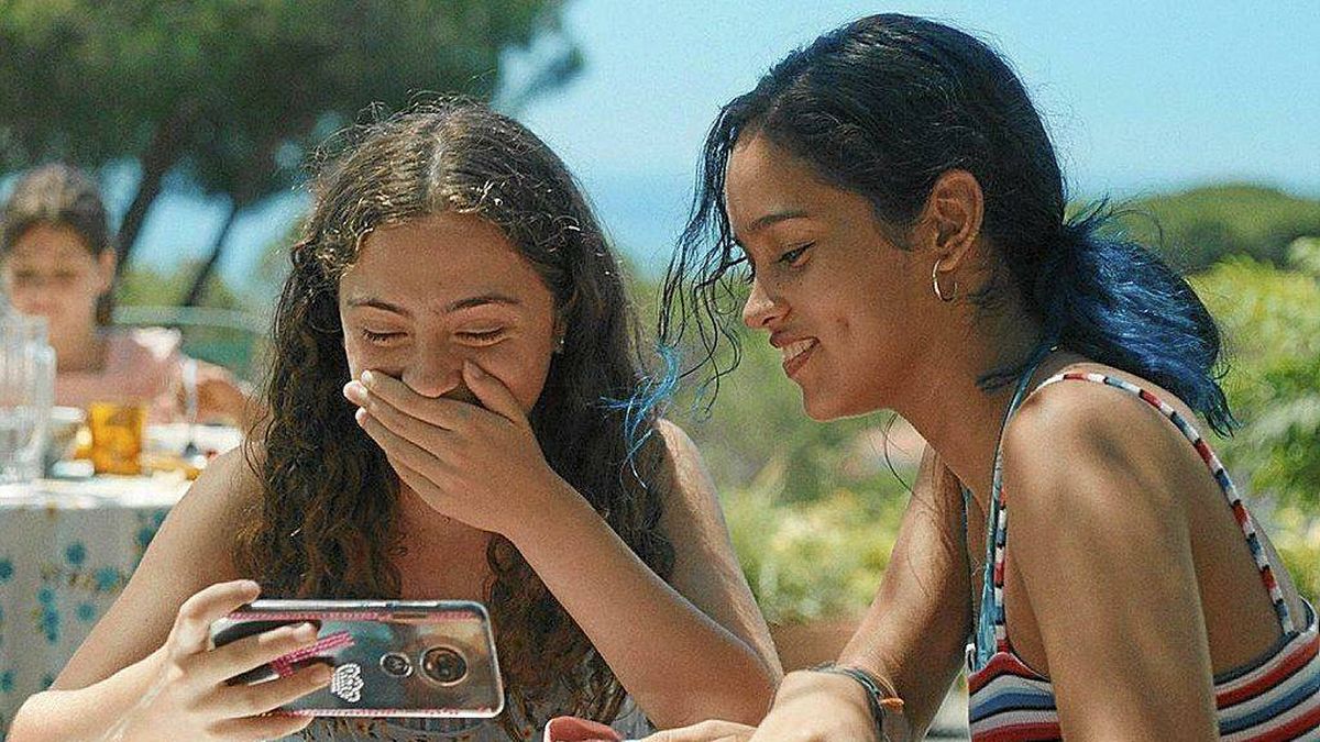 ‘Libertad’, la amistad intensa entre dos chicas en los Goya 2022: tráiler, crítica, reparto...