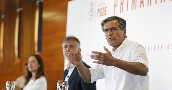 Foto: Patricia Hernández, Ángel Víctor Torres y Juan Fernando López Aguilar, el pasado 19 de julio durante el debate a tres, en Santa Cruz de Tenerife. (EFE)