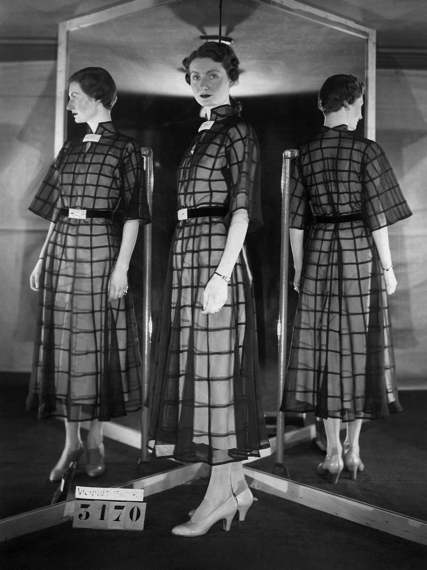 Los diseños de Madeleine Vionnet, revolucionaria de la moda de principios del siglo XX. (EFE)