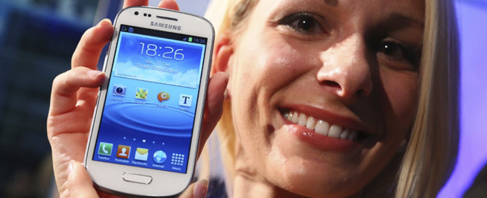 Foto: Samsung reduce el Galaxy S III para competir con los 'cuatro pulgadas'