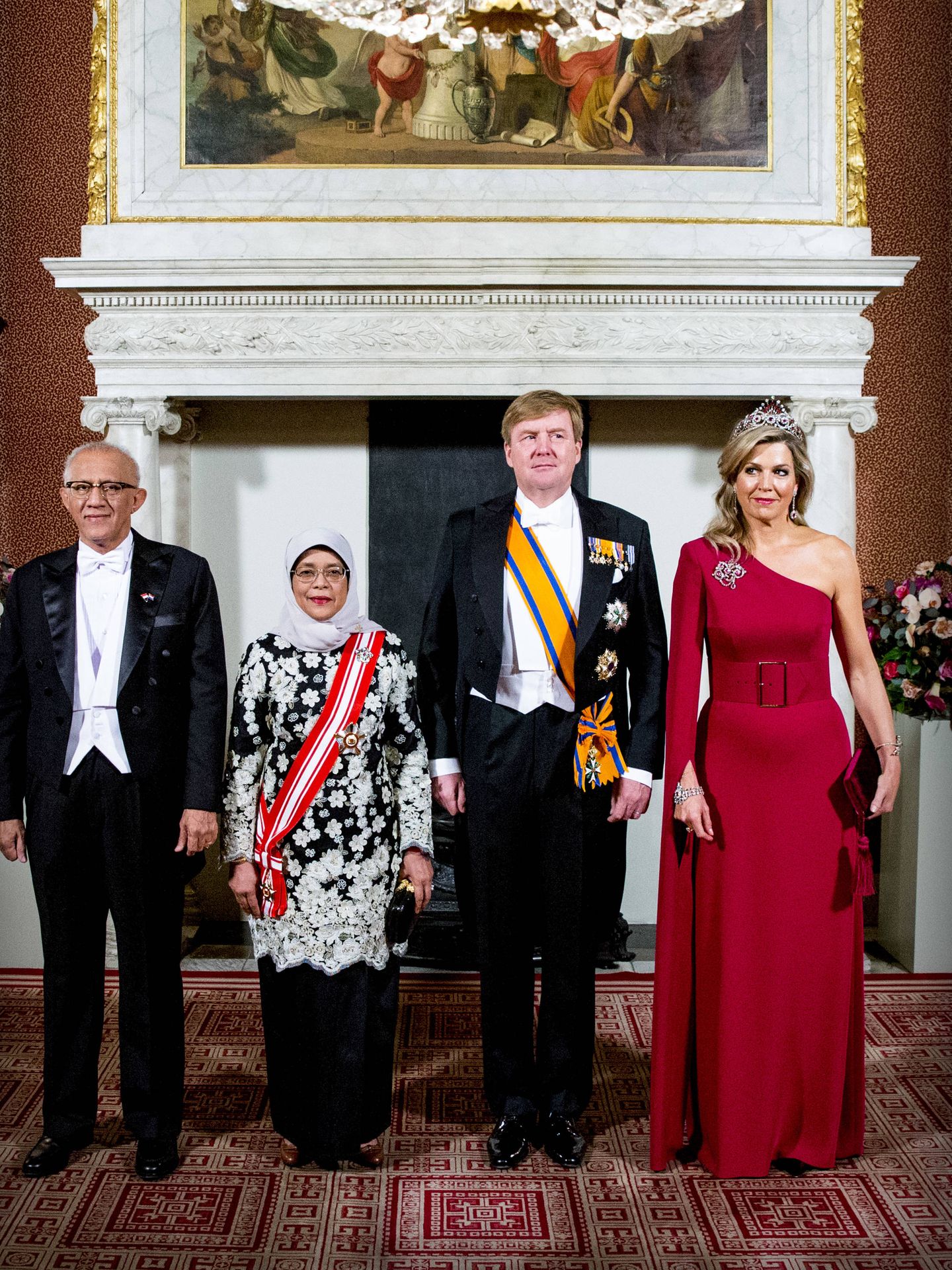Los reyes con la presidenta de Singapur y su marido. (Getty)