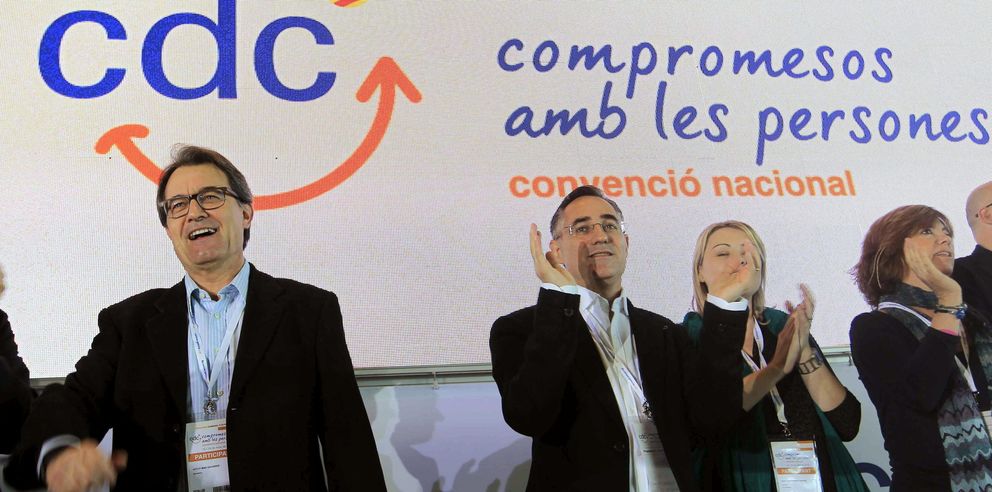 Artur Mas y el candidato a las elecciones europeas Ramón Tremosa. (Efe)