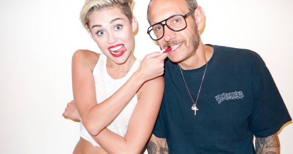 Foto: Miley Cyrus es amiga íntima y una habitual del estudio de Richardson. Foto: Terry's Diary